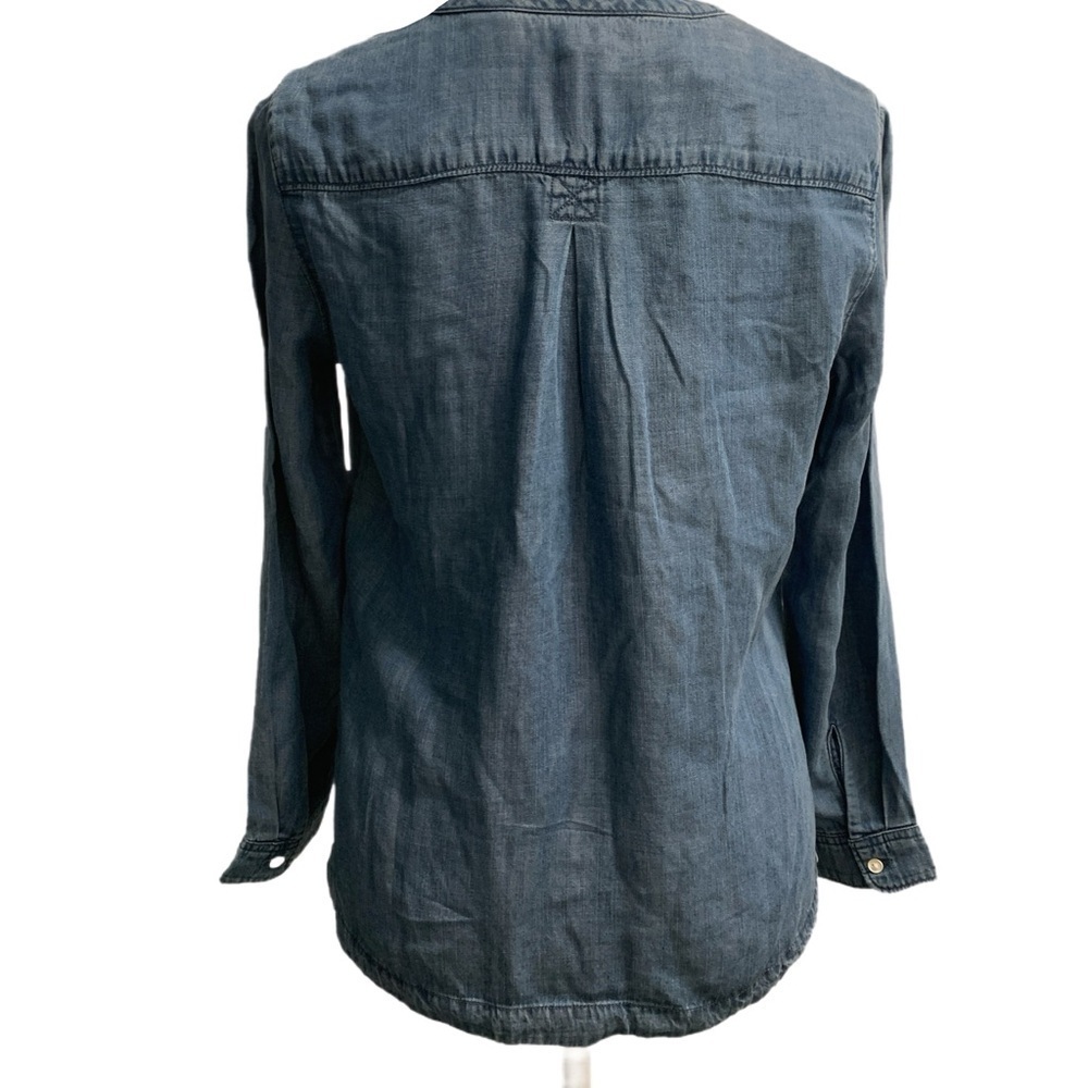 Levis Denim Shirt in Blue Wash Size XS - Picture 5 of 6